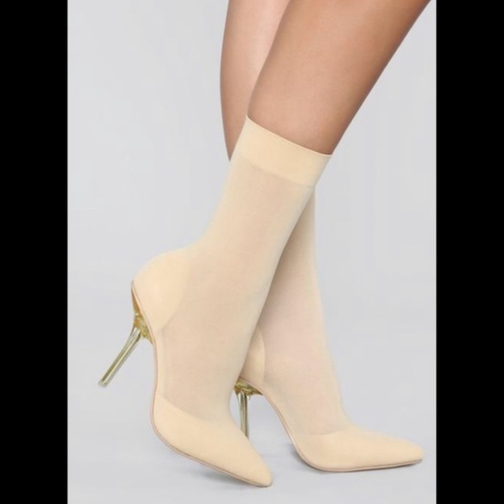 ✨Cream Nude Sock Heel Booties - Picture 3 of 14